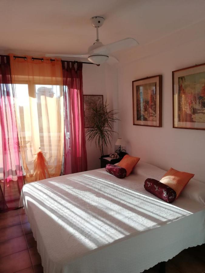 Habitacion En San Juan Alicante Bagian luar foto